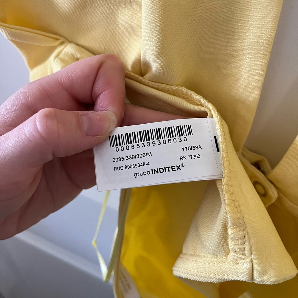 NWT Zara Yellow Halter Top - Med - Picture 9 of 9